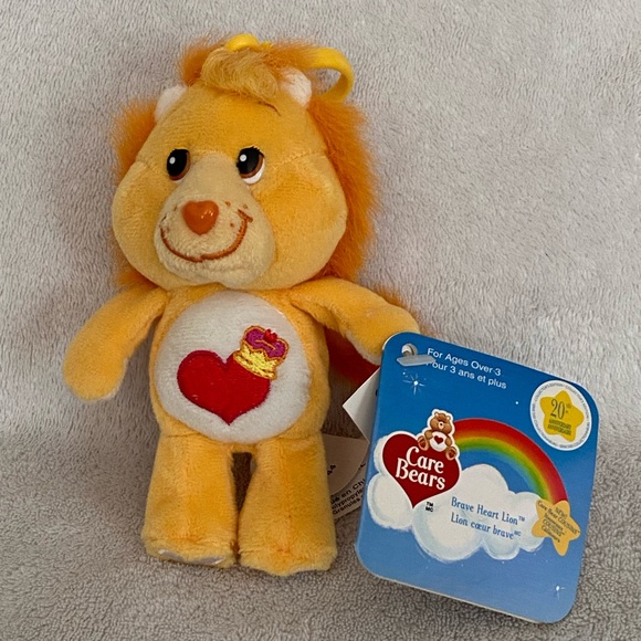 Vintage 2003 Brave Heart Lion Care Bear Cousins Keychain Plush 6" With Tags - Picture 14 of 14